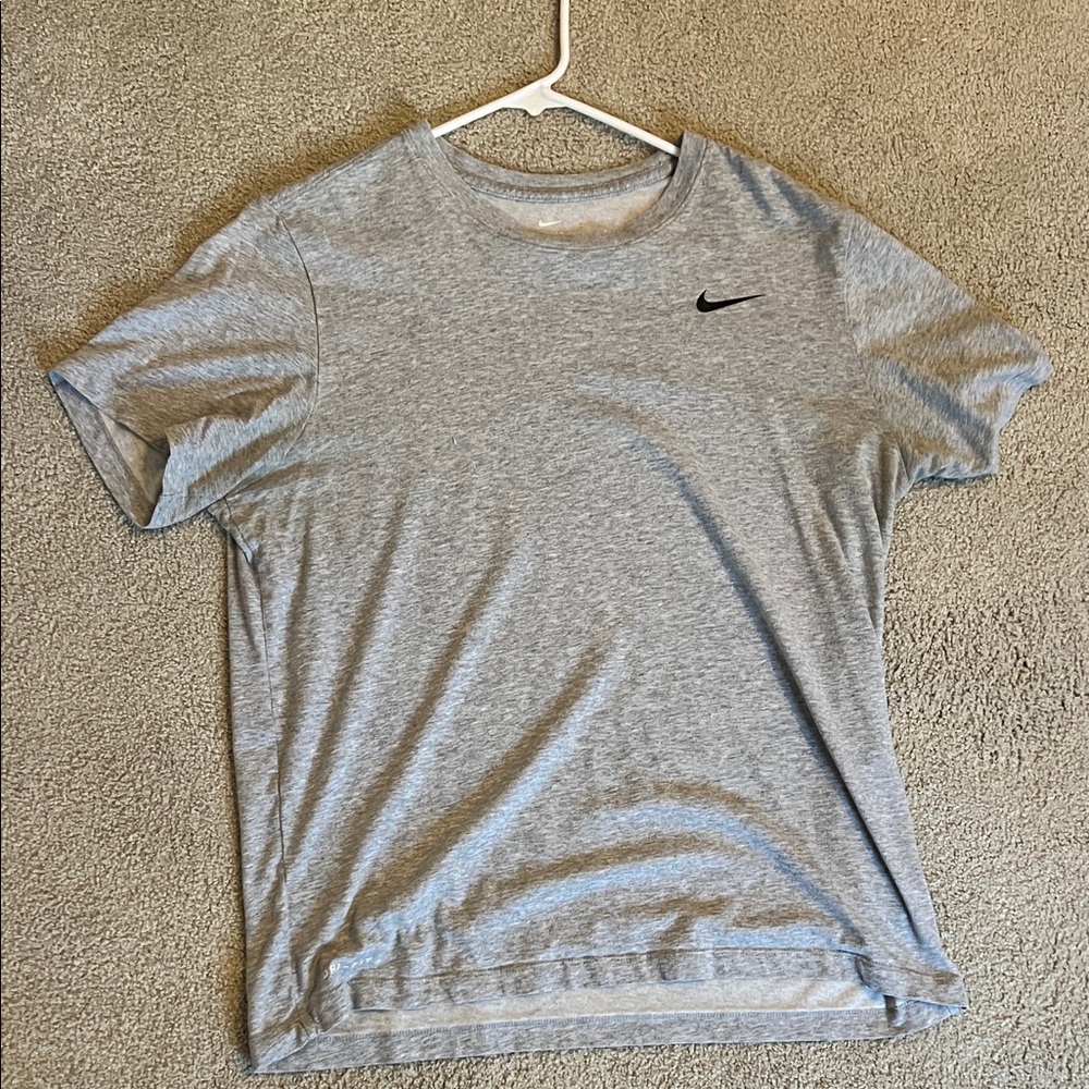Nike Men's Dri Fit Gray Short Sleeve Tee